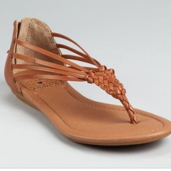 Lucky Brand Shoes - Lucky Brand cynthia woven flat thong sandals